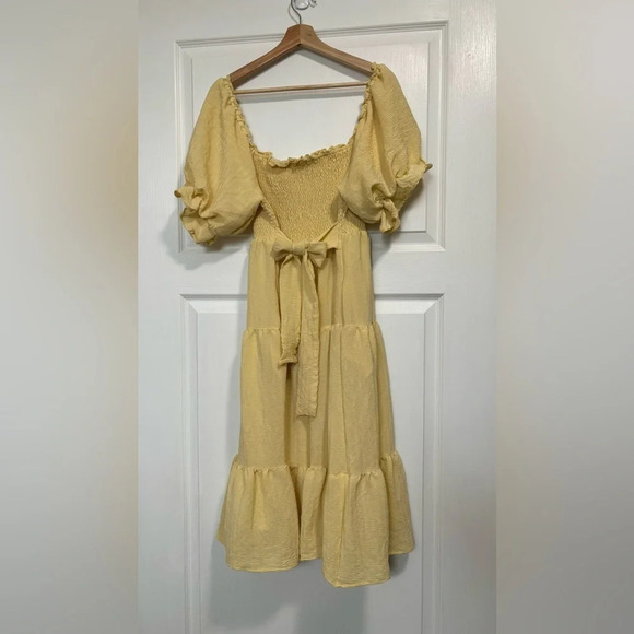 &MERCI Tiered  Dress - Picture 7 of 8